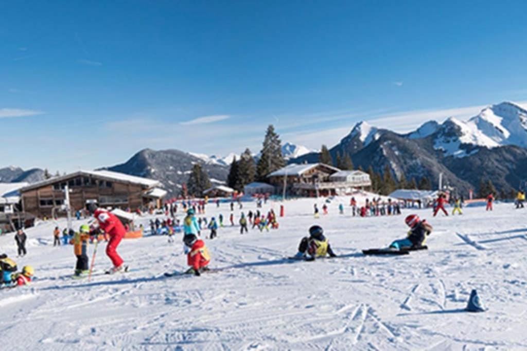 L'Enchalpe, Grand Et Lumineux Studio Avec Coin Montagne 5 Personnes, 60M Des Pistes, Piscine Couverte, Wifi, Grand Balcon Expo Est, Draps Non Compris Saint-Jean-dʼAulps Εξωτερικό φωτογραφία